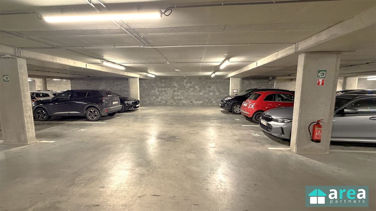 Unieke investering: 10 staanplaatsen in het hart van Antwerpen!