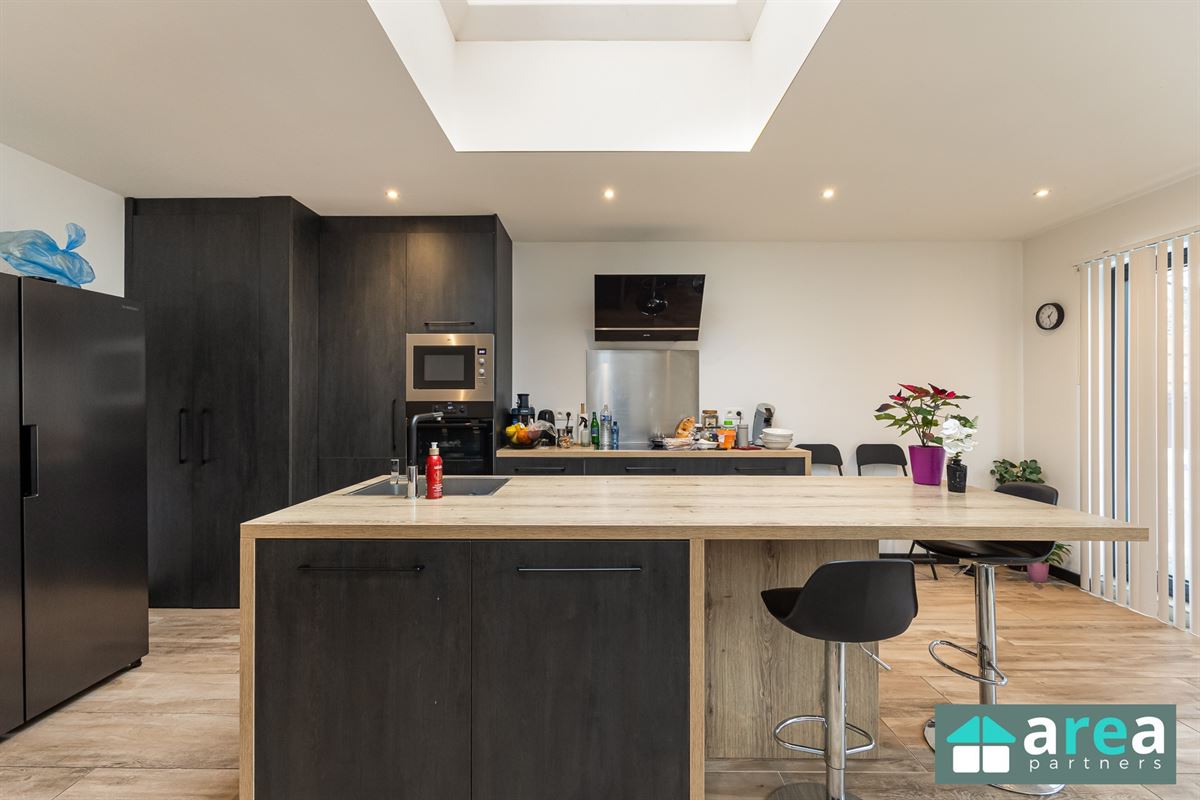 Ruime gerenoveerde woning met tuin!