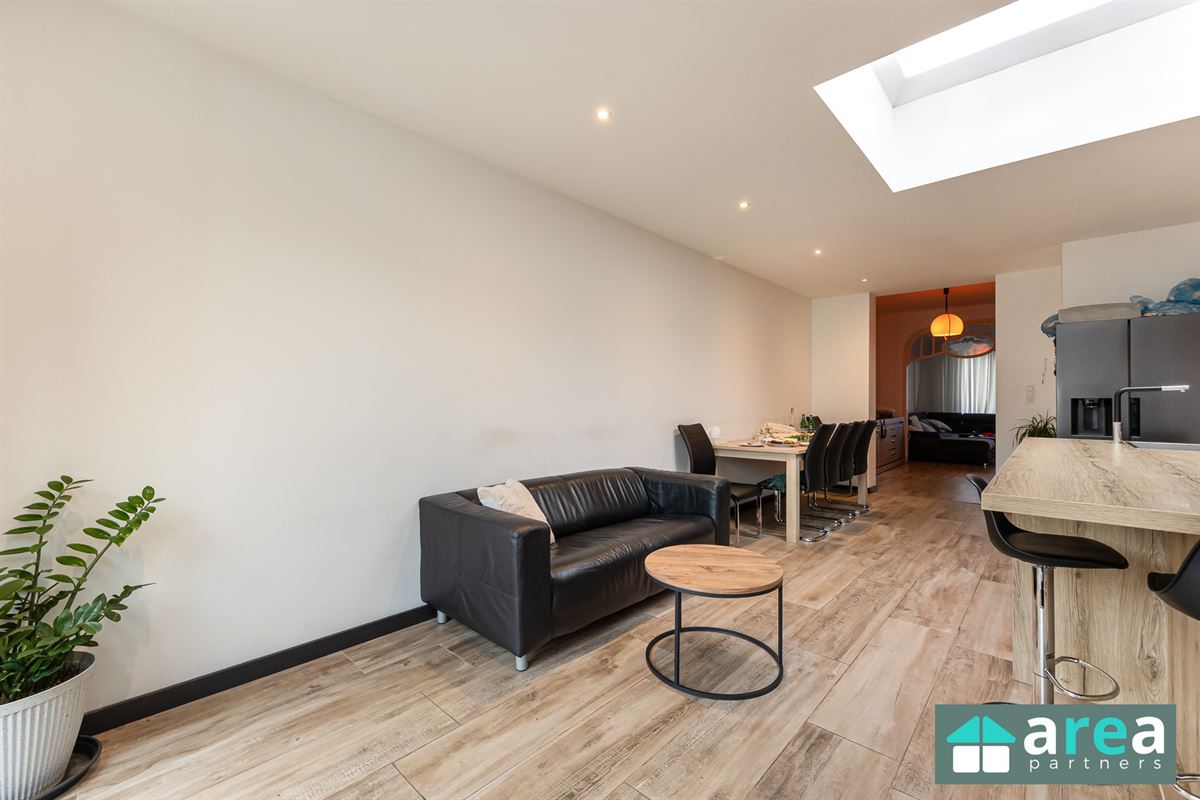 Ruime gerenoveerde woning met tuin!