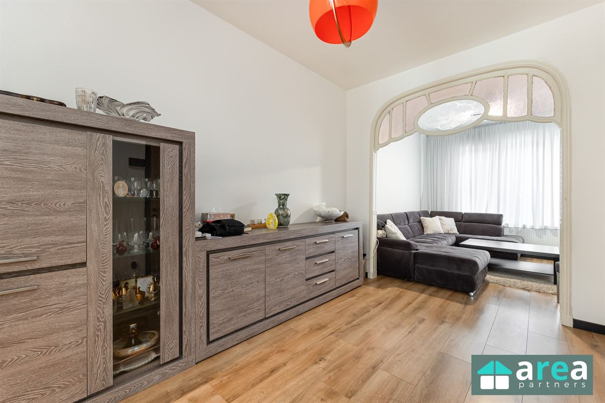 Ruime gerenoveerde woning met tuin!