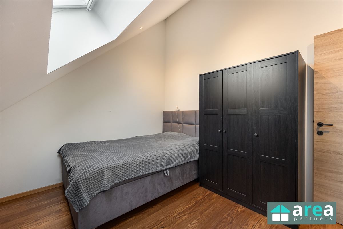 Ruime gerenoveerde woning met tuin!