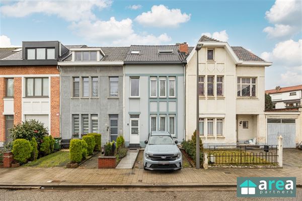 Gerenoveerde woning met zonnige tuin!