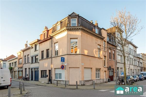 Op te frissen woning met 4 slpk op toplocatie!