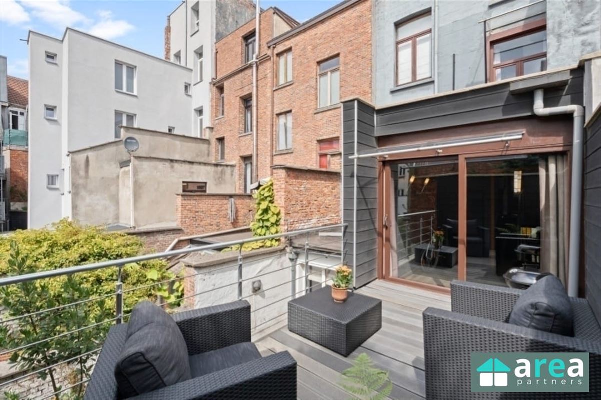 Prachtig herenhuis met 5 slpk., stadskoer én terrassen!