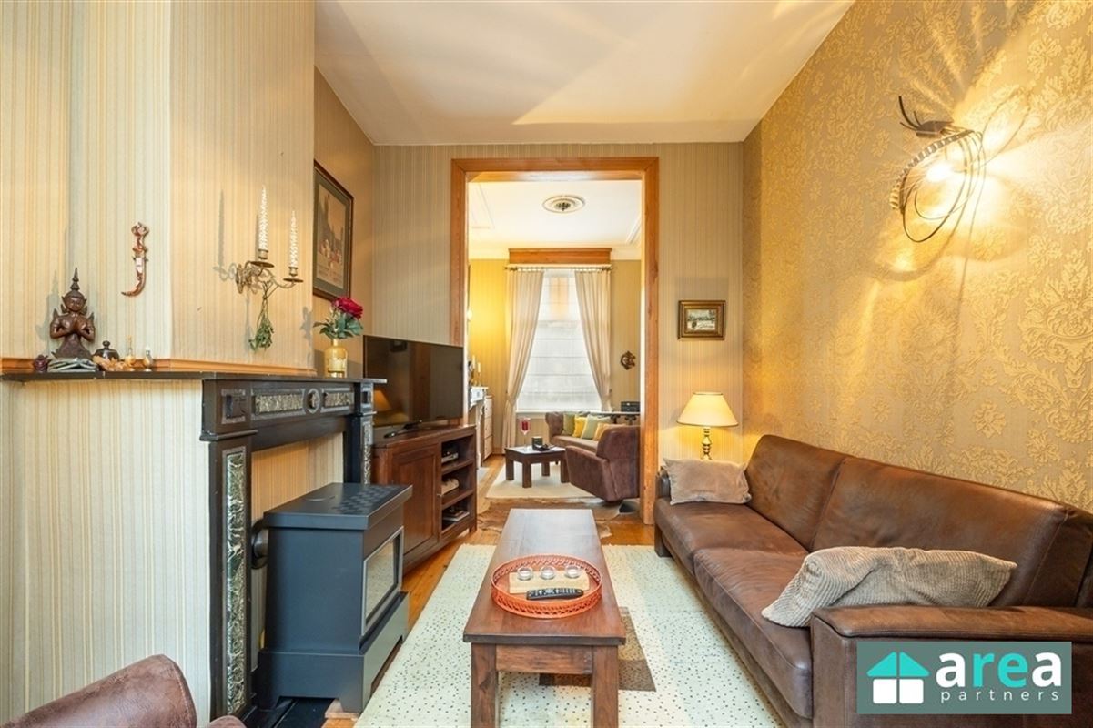 Prachtig herenhuis met 5 slpk., stadskoer én terrassen!
