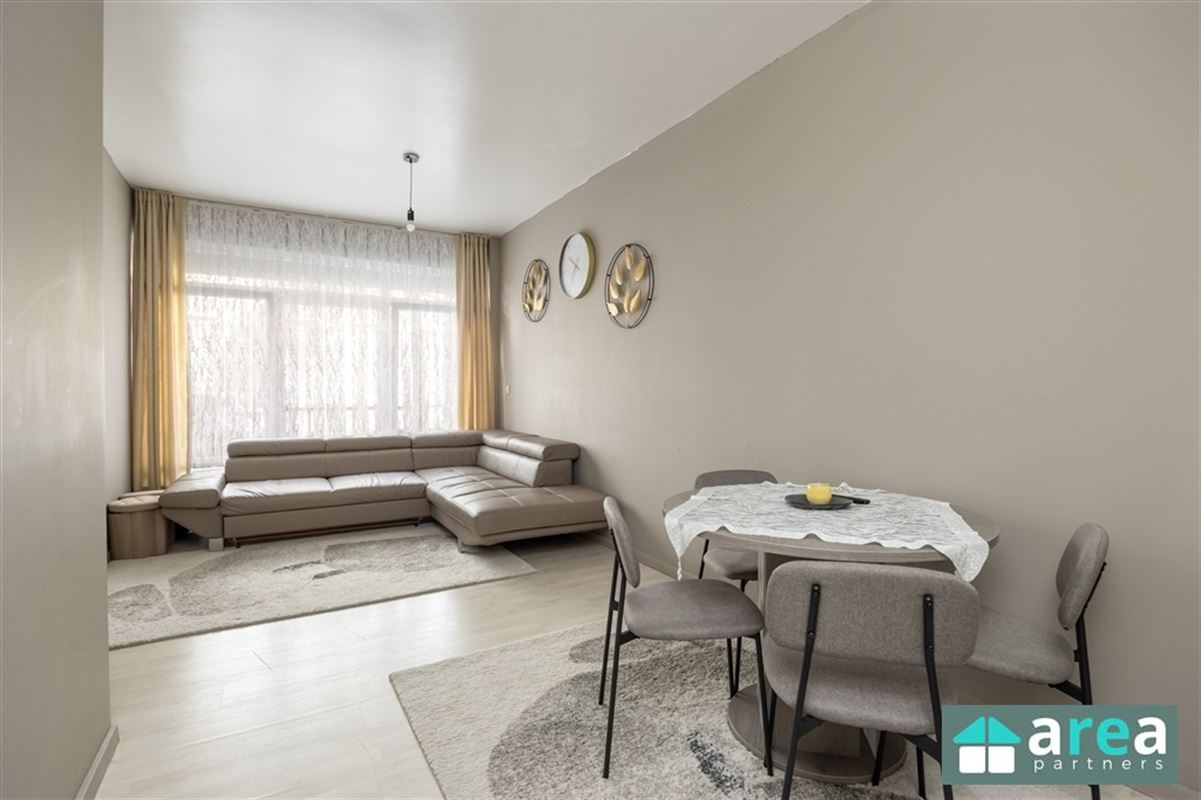 Charmante woning met 2 slaapkamers in bruisende buurt!