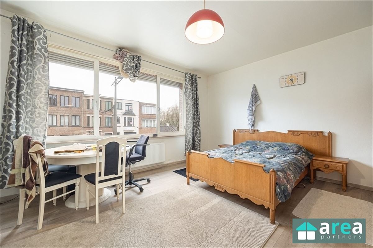 Instapklaar appartement met 2 slpk!