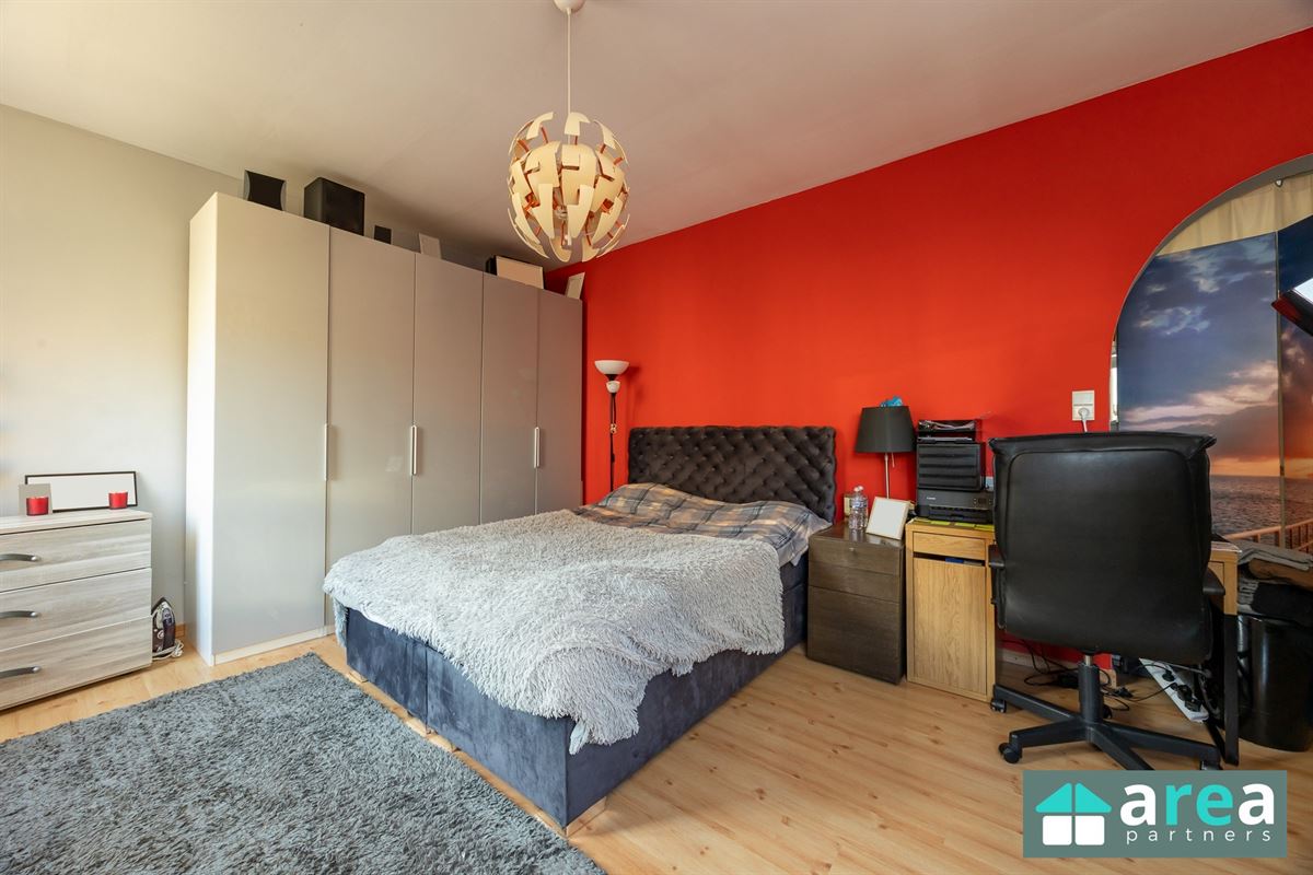 Op te frissen woning met 4 slpk op toplocatie!