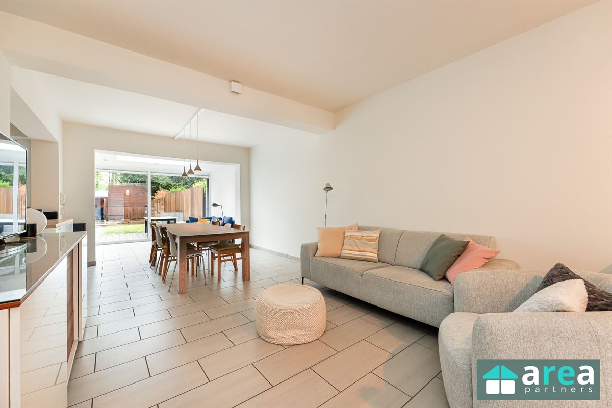 Ruime lichtrijke woning met tuin, 3 slpks mogelijks 5 slpks!