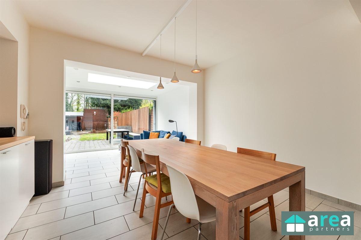 Ruime lichtrijke woning met tuin, 3 slpks mogelijks 5 slpks!