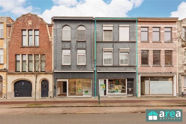 IN OPTIE! - Woning met handelsgelijkvloers op gunstige locatie!