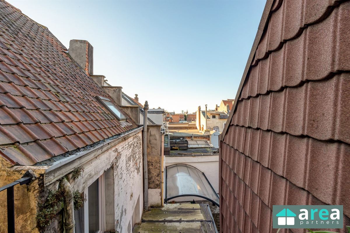 Op te frissen woning met 4 slpk op toplocatie!