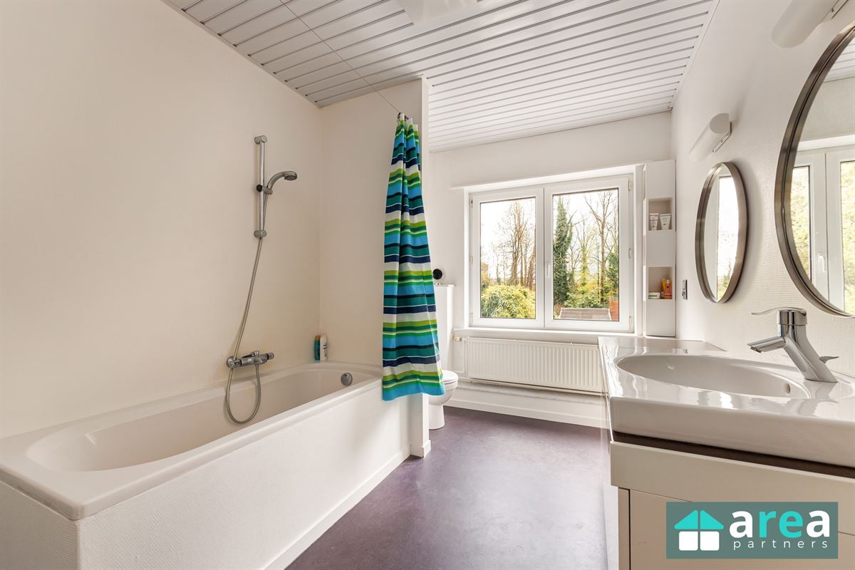 Ruime lichtrijke woning met tuin, 3 slpks mogelijks 5 slpks!
