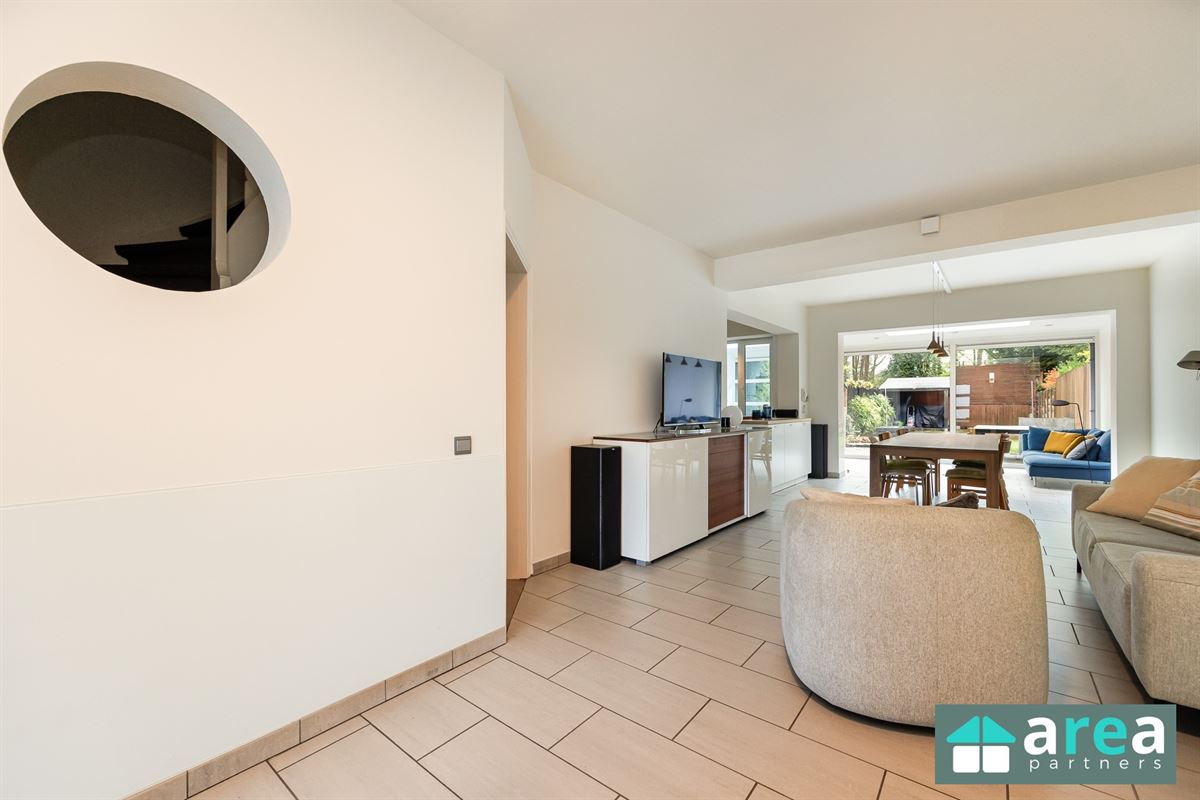 Ruime lichtrijke woning met tuin, 3 slpks mogelijks 5 slpks!