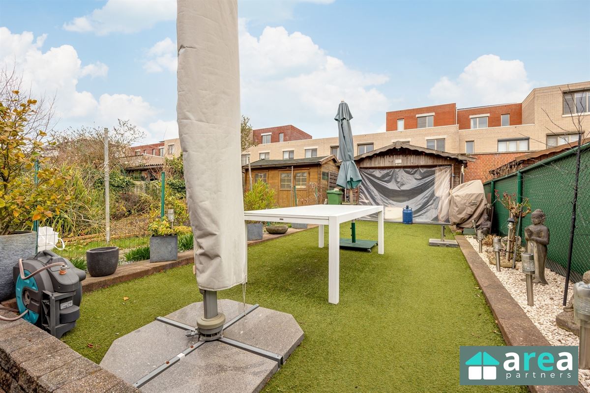 Charmante woning met 4 slpk., garage én tuin!
