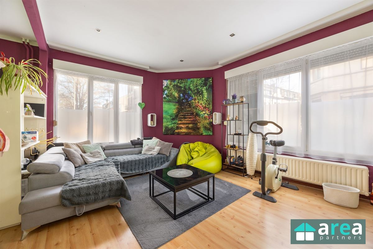 Op te frissen woning met 4 slpk op toplocatie!