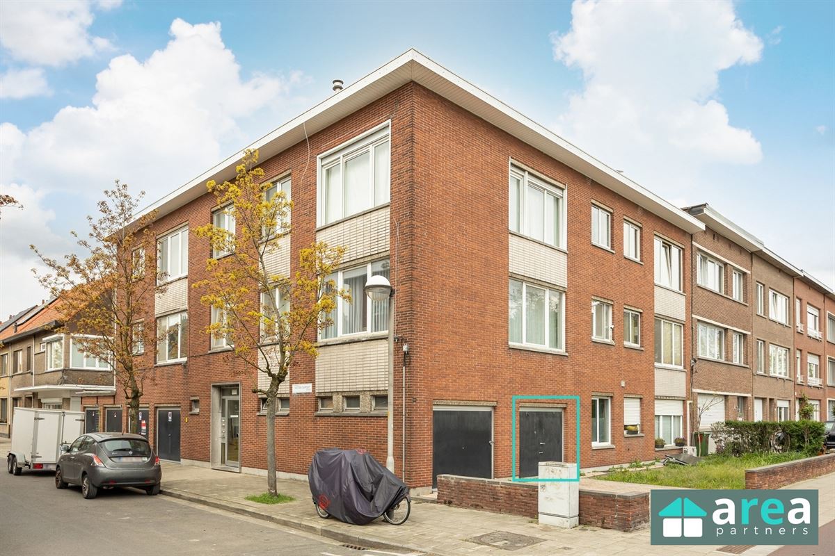 Instapklaar appartement met garage en staanplaats!
