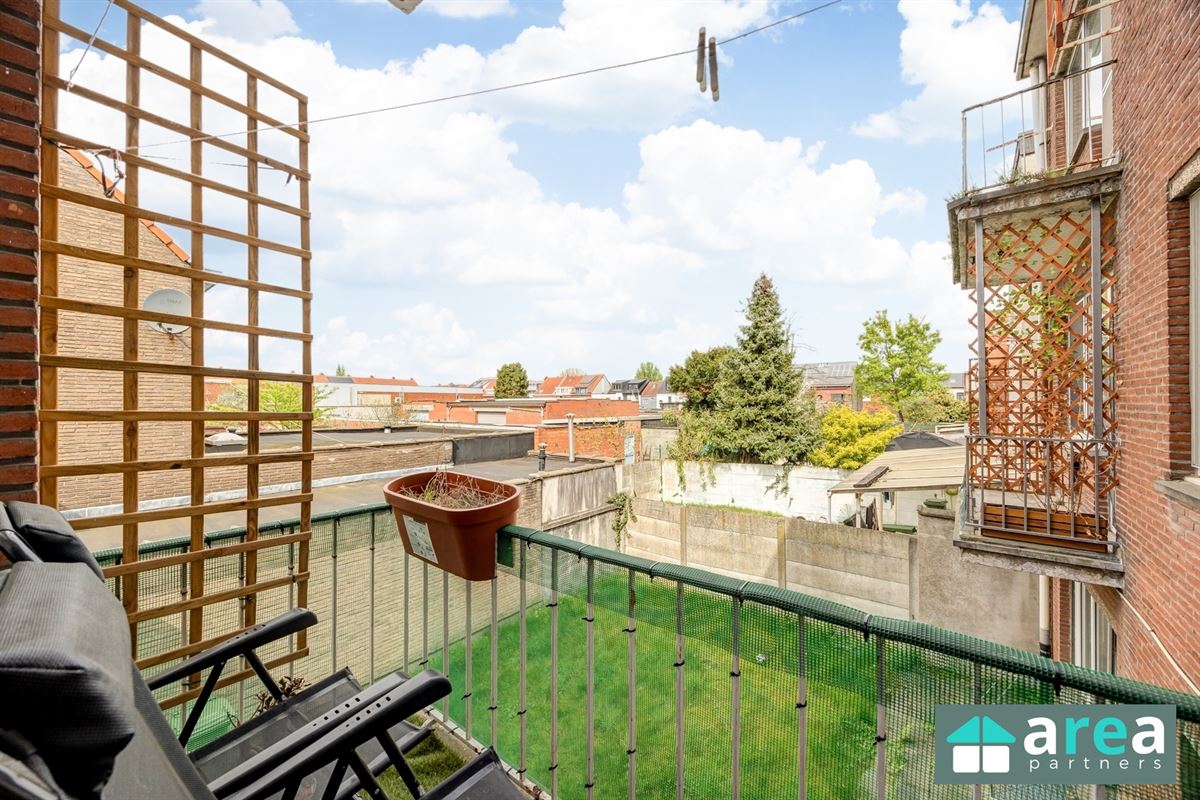 Instapklaar appartement met terras, garage en staanplaats!