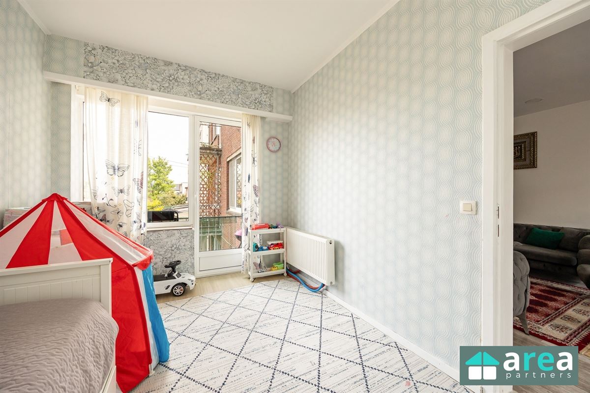 Instapklaar appartement met garage en staanplaats!