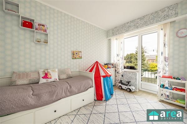 Instapklaar appartement met garage en staanplaats!