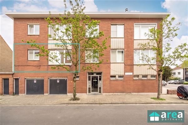 Instapklaar appartement met terras, garage en staanplaats!