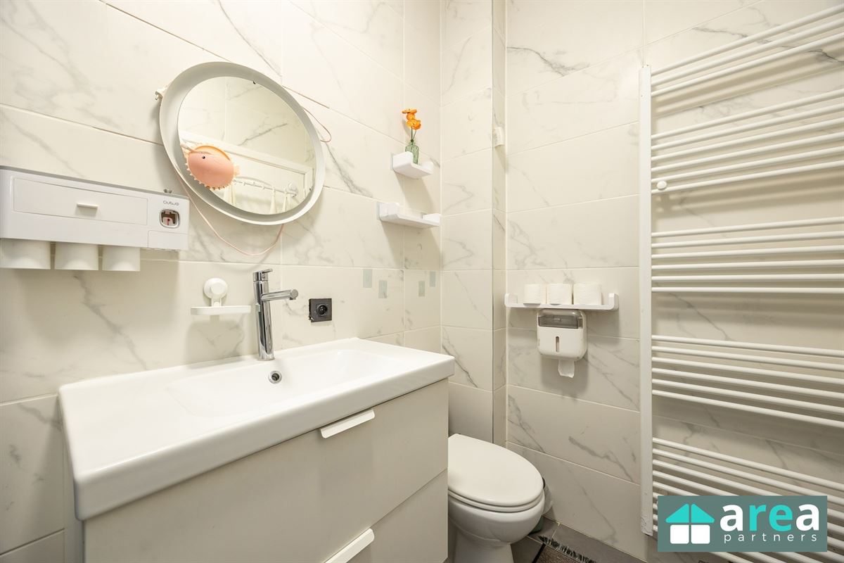 Instapklaar appartement met garage en staanplaats!