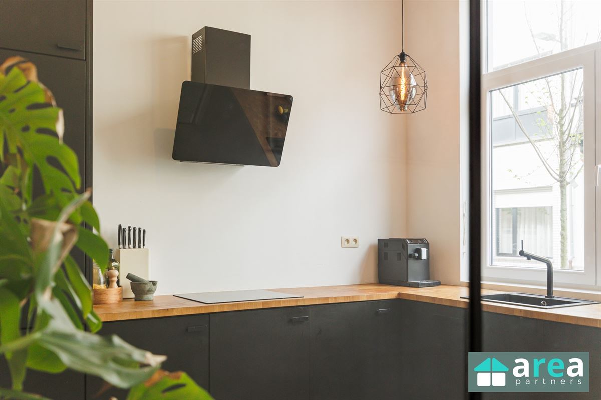 IN OPTIE! - Charmante & energiezuinige woning met stadskoer in Boho!