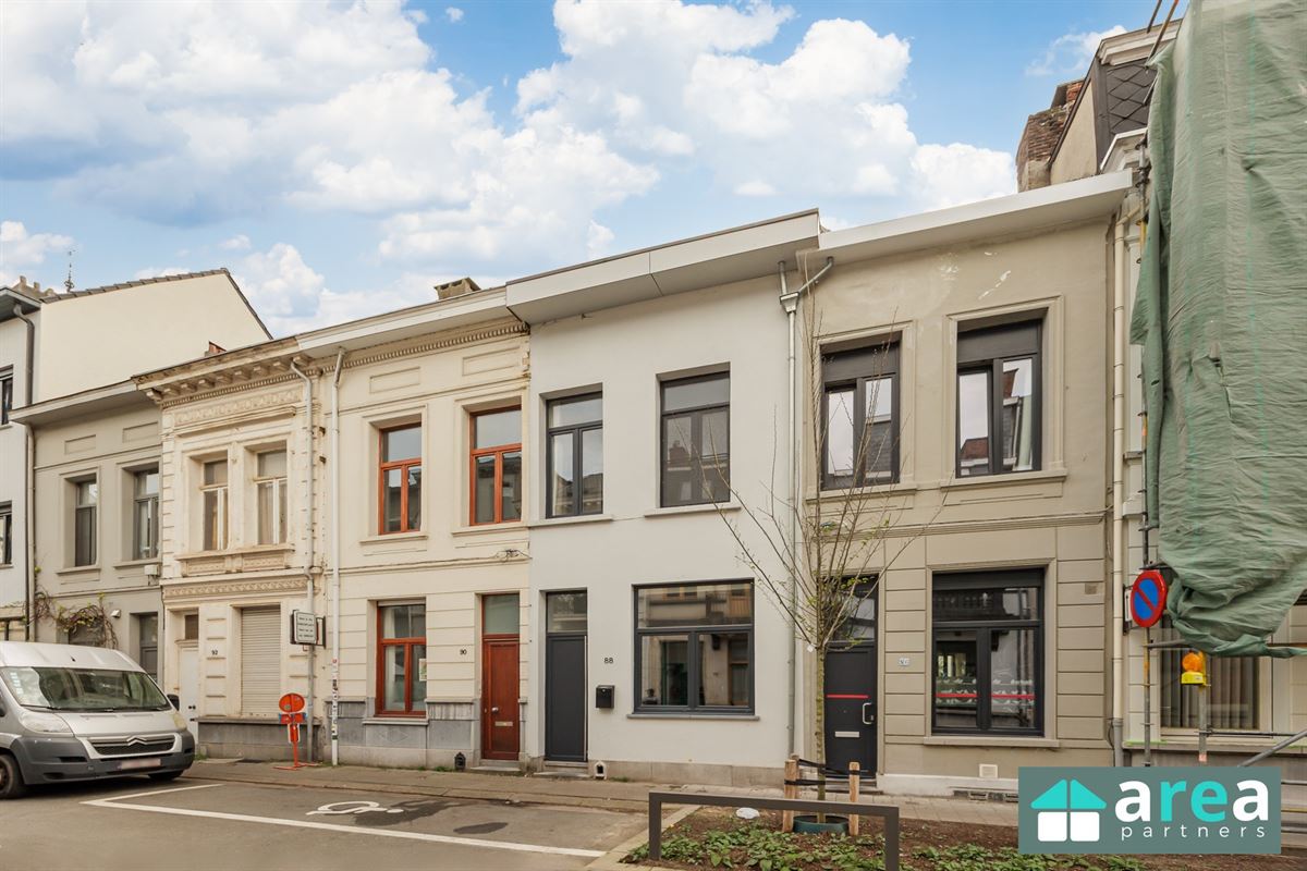 IN OPTIE! - Charmante & energiezuinige woning met stadskoer in Boho!