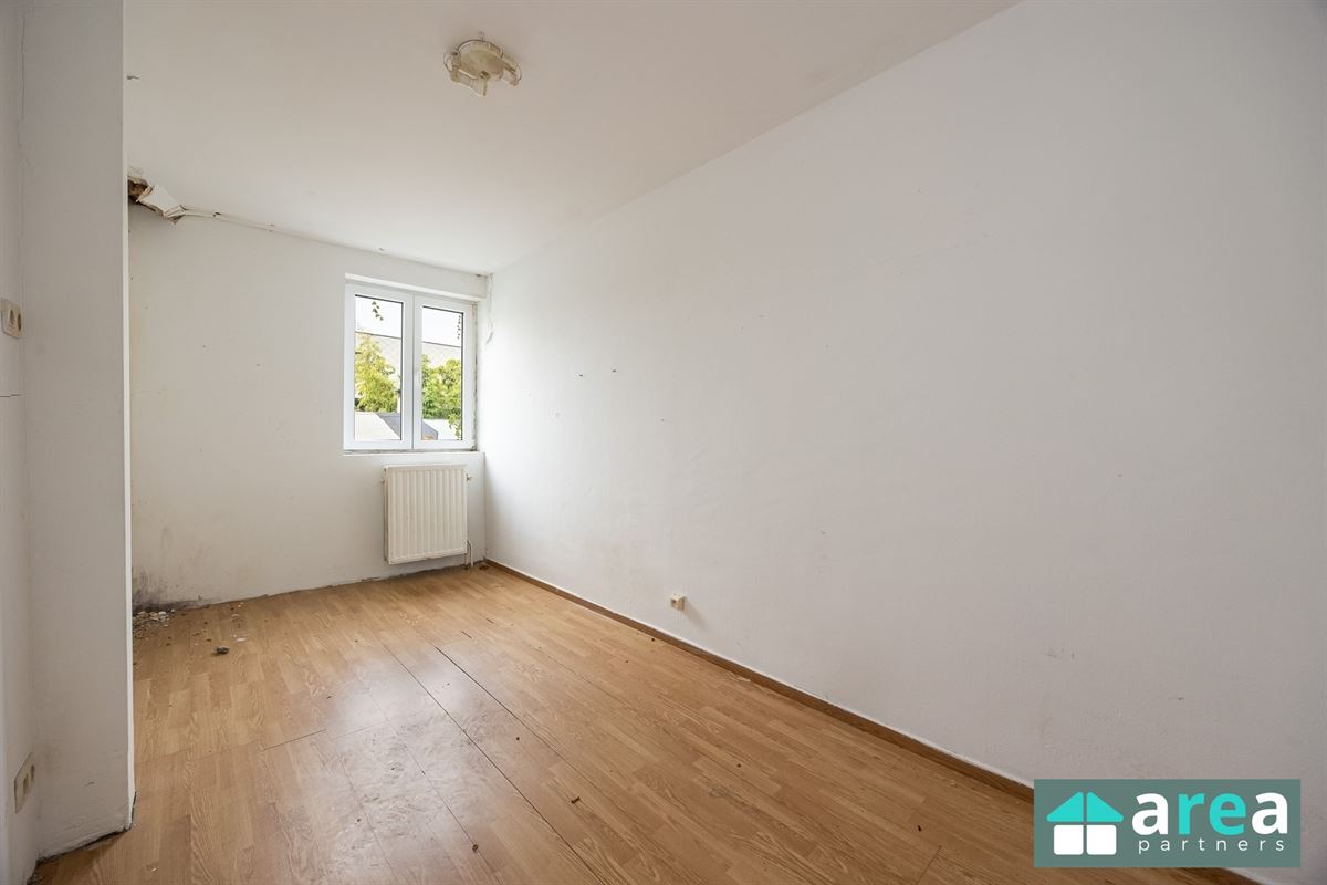 Ruime opbrengsteigendom bestaande uit 5units op centrale locatie!