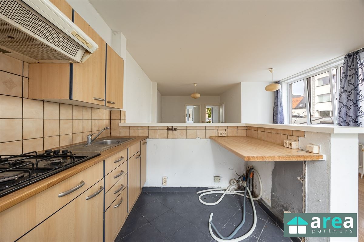 Ruime opbrengsteigendom bestaande uit 5units op centrale locatie!