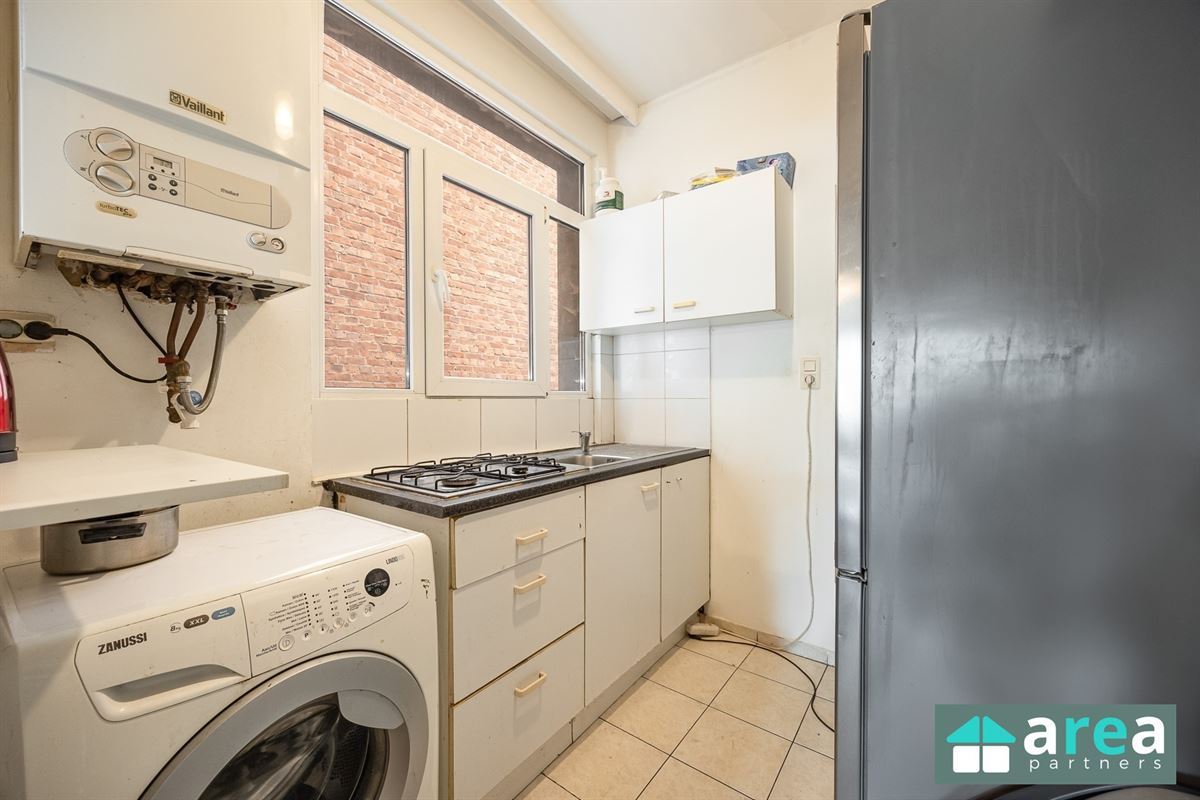 Ruime opbrengsteigendom bestaande uit 5units op centrale locatie!