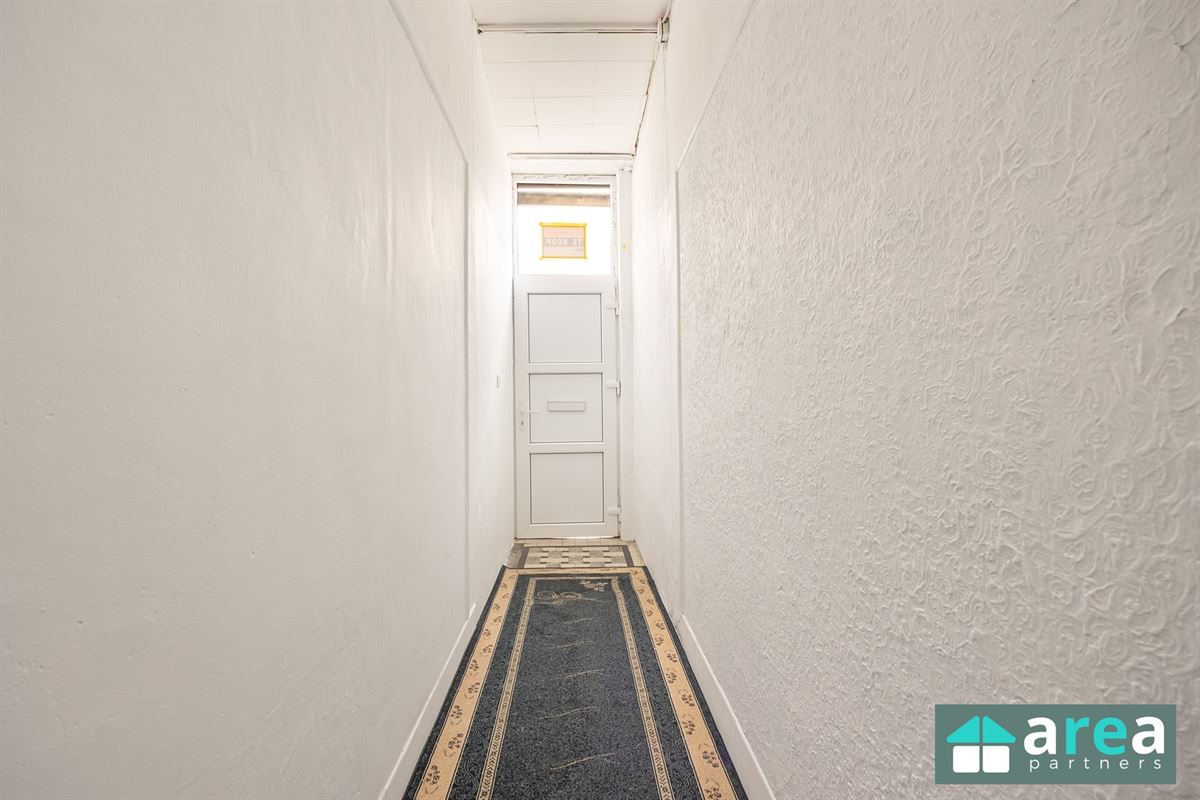 Instapklare duplex met vier slaapkamers!
