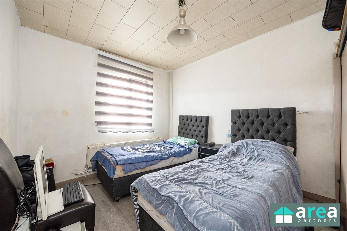 Te renoveren burgerwoning met ruime tuin vlakbij Krugerpark!