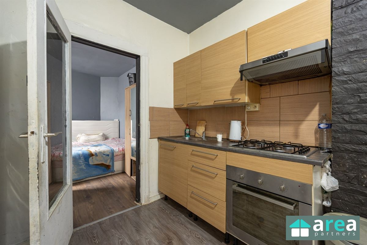 Opbrengsthuis bestaande uit 4 units met toprendement!