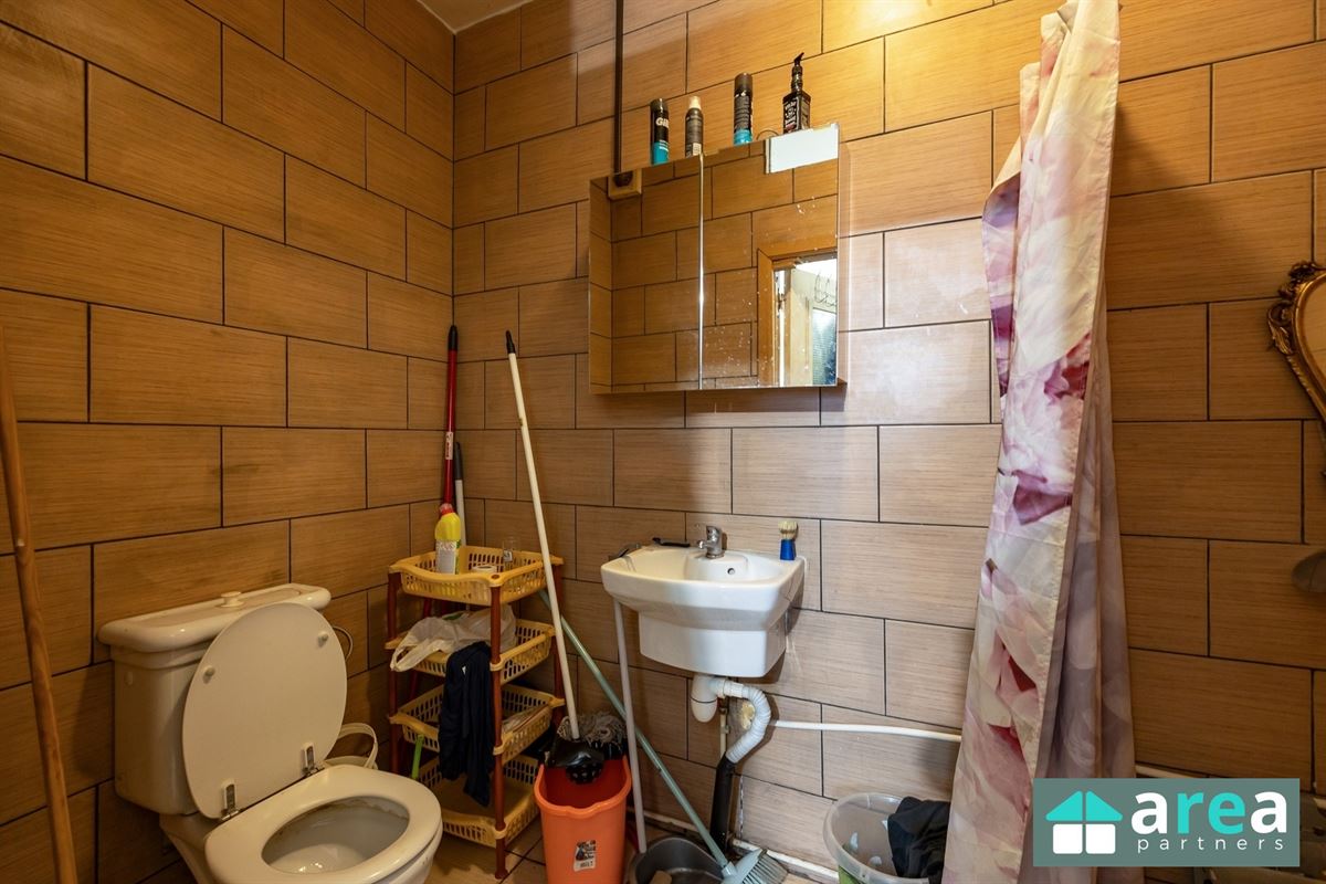 IN OPTIE! - Opbrengsthuis bestaande uit 4 units met toprendement!