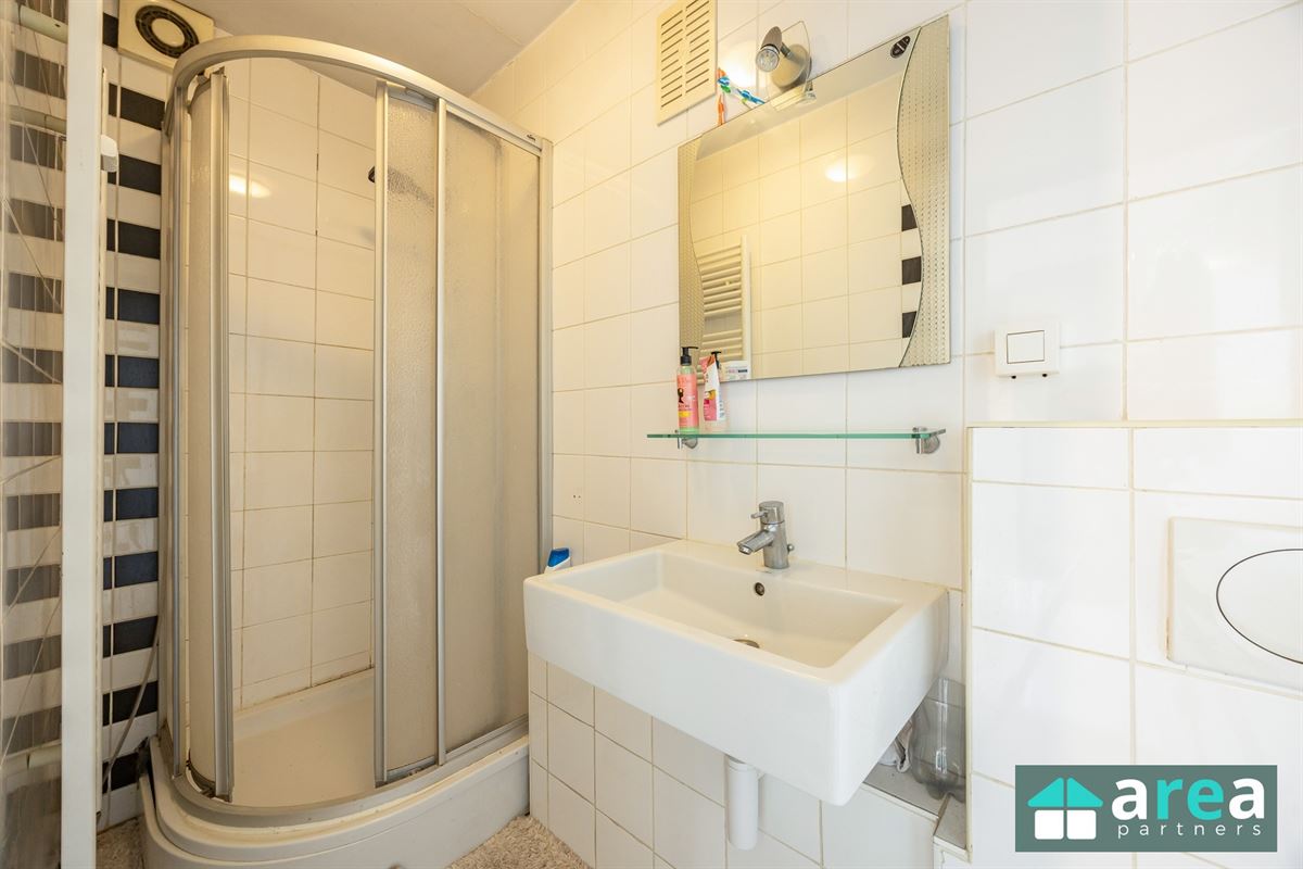 Appartement met ruim dakterras en 1slpk!