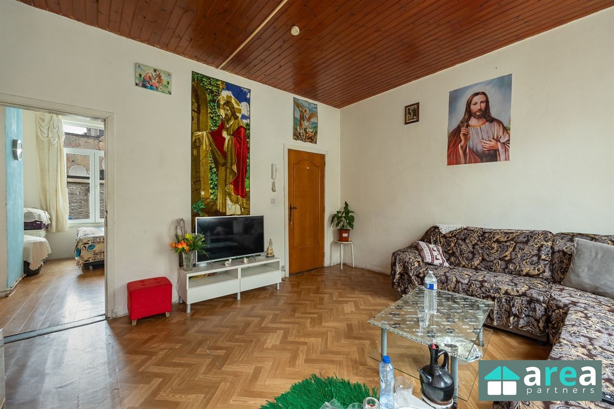 IN OPTIE! - Opbrengsthuis bestaande uit 4 units met toprendement!