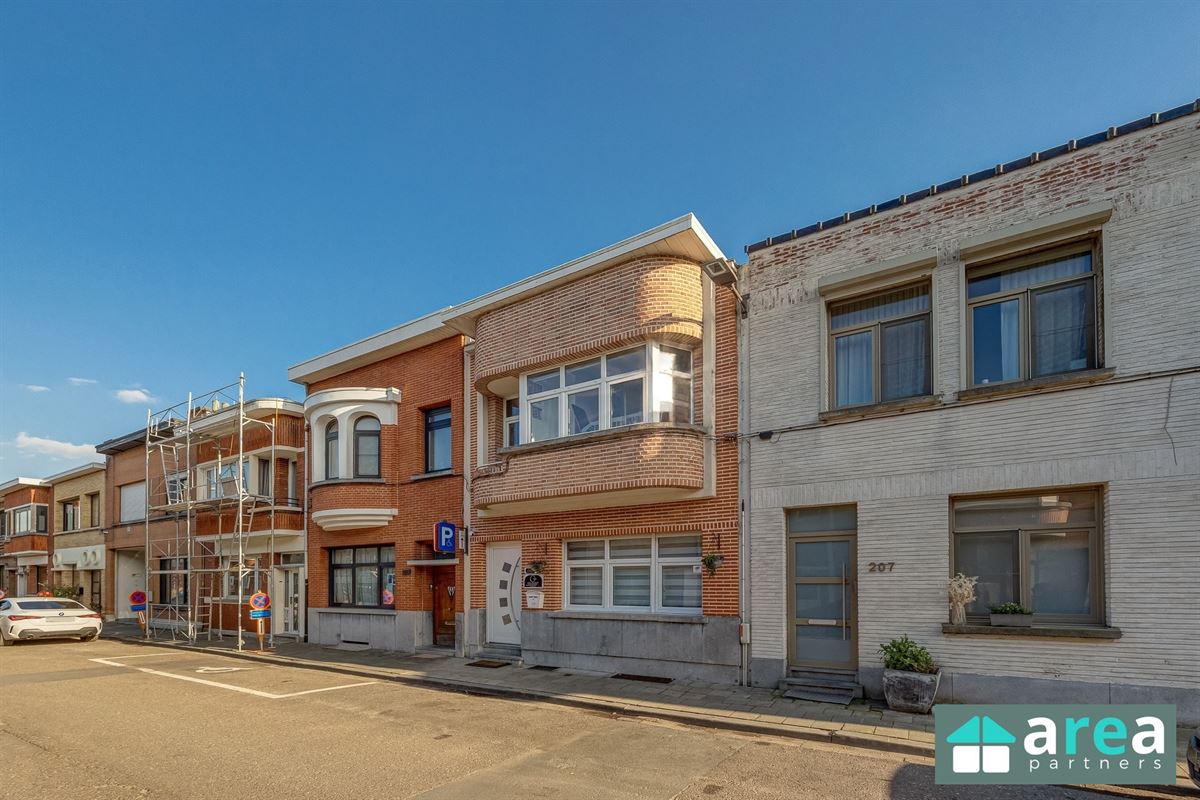 Moderne instapklare woning met 3 slaapkamers en tuin!