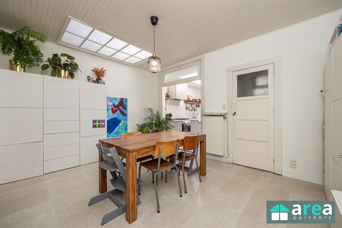 Instapklare gezinswoning met mooie stadstuin!