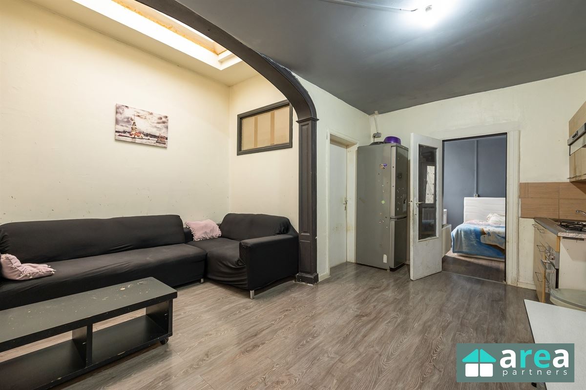 IN OPTIE! - Opbrengsthuis bestaande uit 4 units met toprendement!