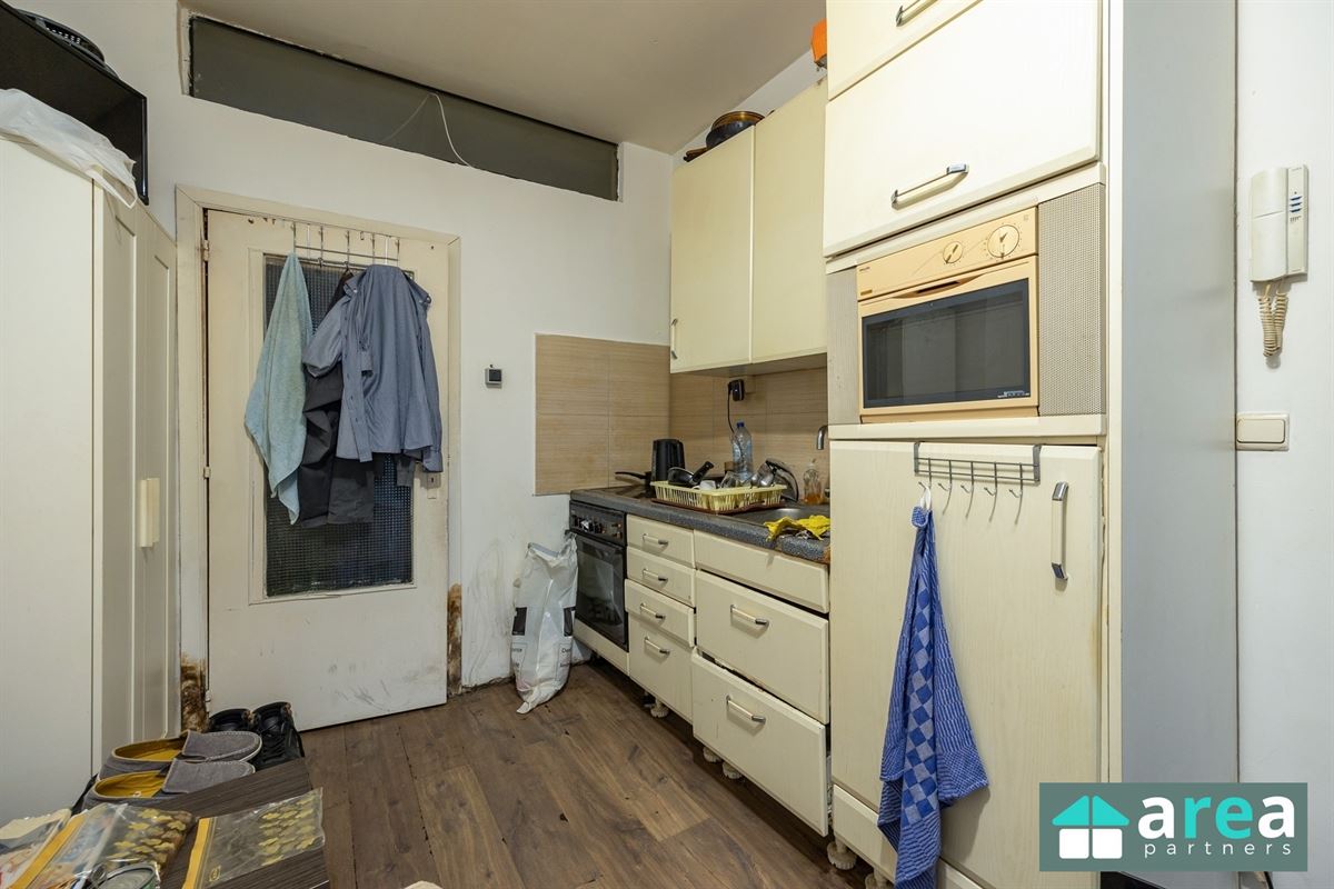 Opbrengsthuis bestaande uit 4 units met toprendement!