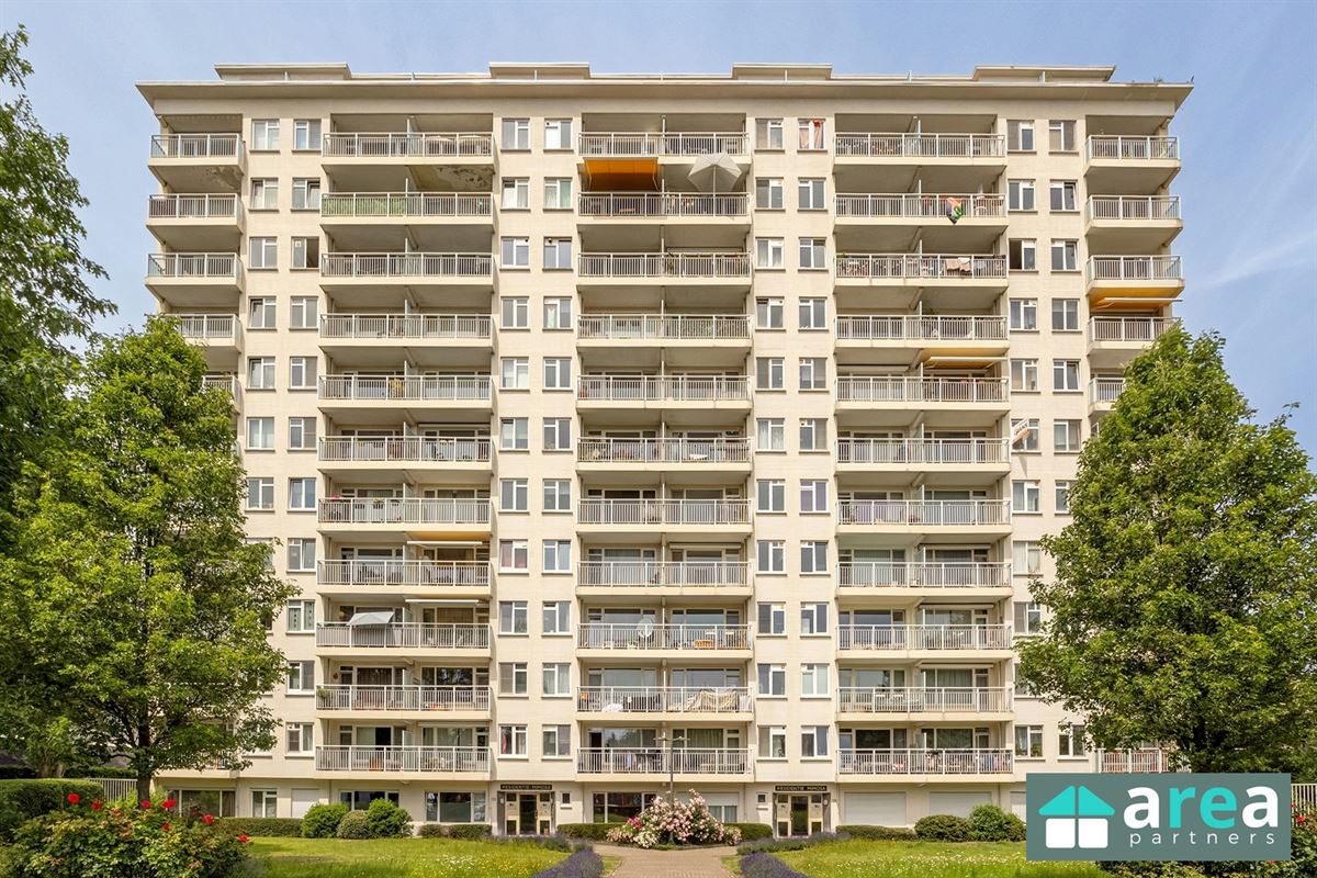 Gerenoveerd gelijkvloers appartement met 2 slpk te Boho!