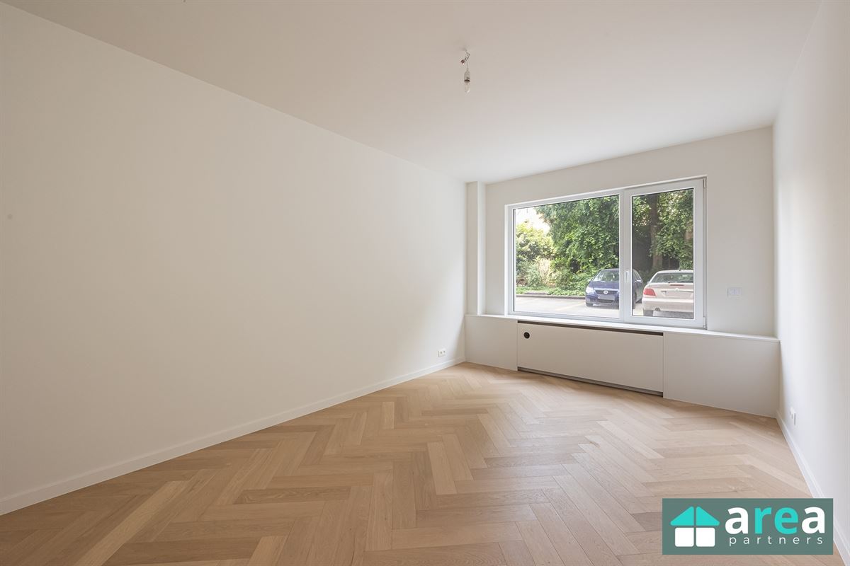 Gerenoveerd gelijkvloers appartement met 2 slpk te Boho!