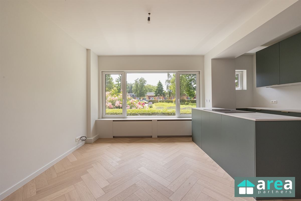 Gerenoveerd gelijkvloers appartement met 2 slpk te Boho!