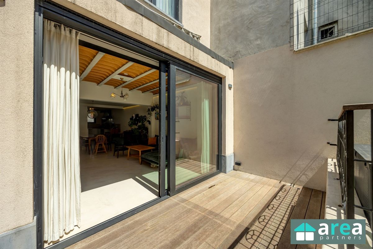 Gerenoveerde energiezuinige woning met 4 slpk en tuin!