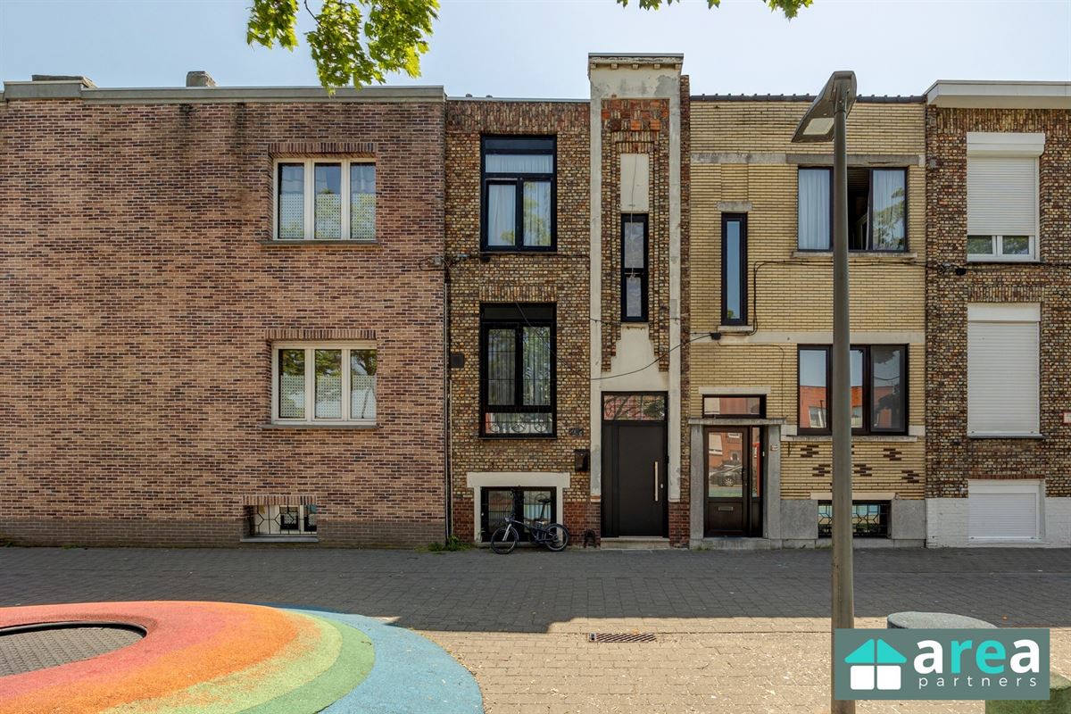 Gerenoveerde energiezuinige woning met 4 slpk en tuin!