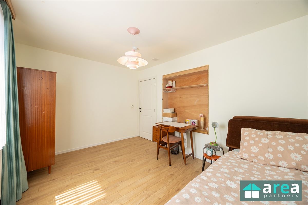 Gerenoveerde energiezuinige woning met 4 slpk en tuin!