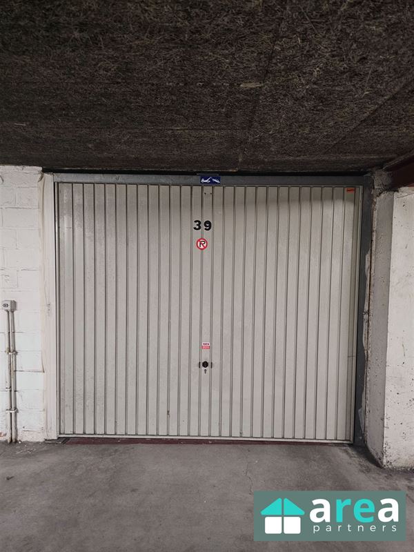Appartement met 3 slpk, 2 badkamers en garagebox!