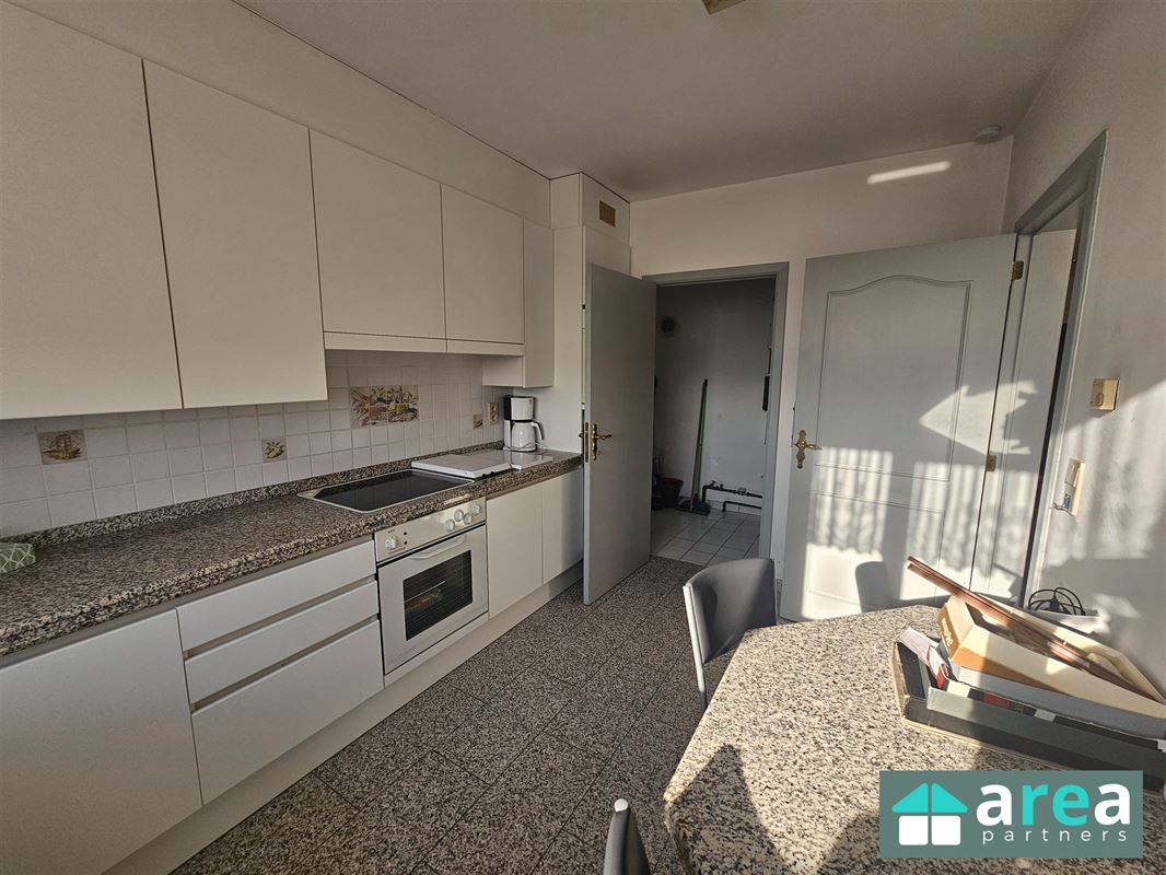 Appartement met 3 slpk, 2 badkamers en garagebox!