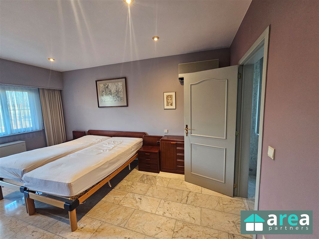 Appartement met 3 slpk, 2 badkamers en garagebox!